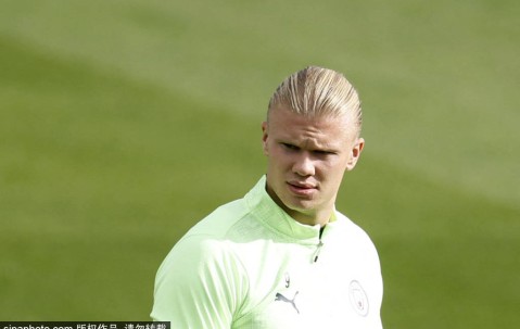 奥赖利：家人看我欧冠首秀很激动 欧冠开门红有利于迎战阿森纳