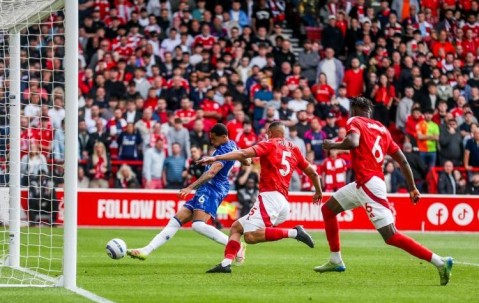 “正蓝旗”！自家青训出品的科尔维尔打进关键球&amp;8岁就加入切尔西