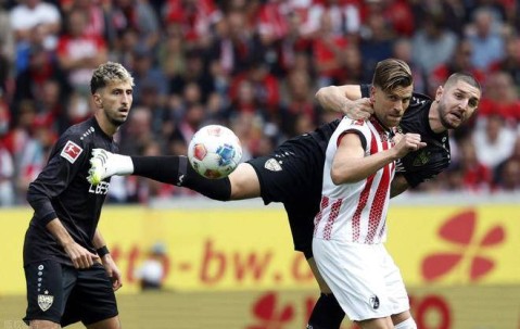 3-1大冷门，德甲第18逆转德甲第8，5分钟扳2球，第92分钟杀死比赛