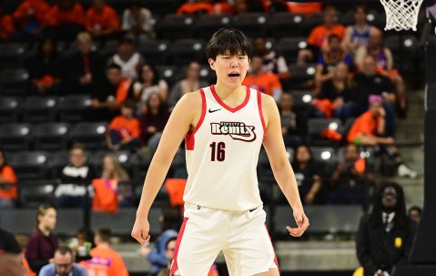 杨瀚森背靠背再战快船 30分钟砍16+13+2混音连败