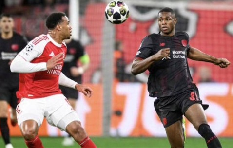 欧冠一场1-1，第89分钟点球绝平，阿森纳险爆冷门，替补立大功！