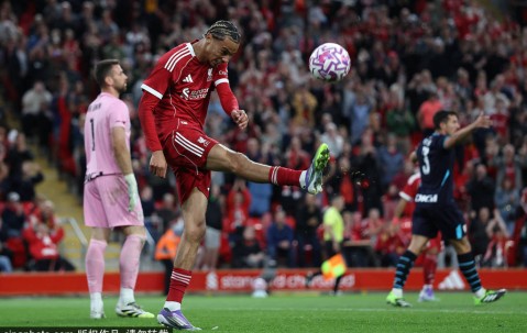 热身赛-努涅斯建功萨拉赫破门 利物浦一夜双杀毕尔巴鄂