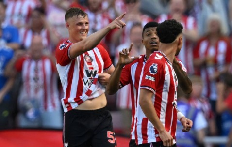 1.65亿买12人，超西甲、意甲37队！史上最强升班马能保级吗？