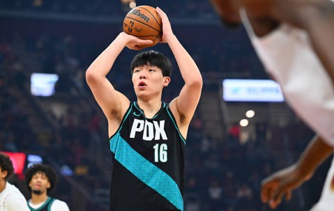 开拓者明日战鹈鹕 杨瀚森因面部挫伤出战成疑