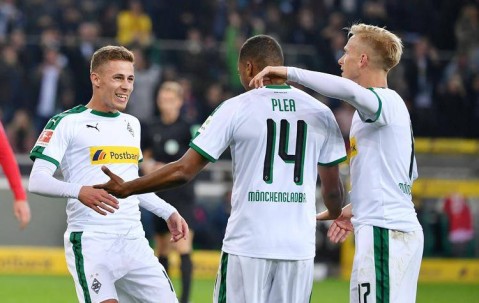 德甲对决：圣保利主场保级抢分，门兴客场稳排名