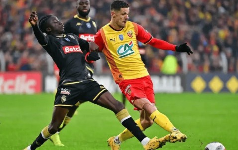 德甲前瞻：莱比锡红牛VS法兰克福 主场龙迎战疲惫之师！